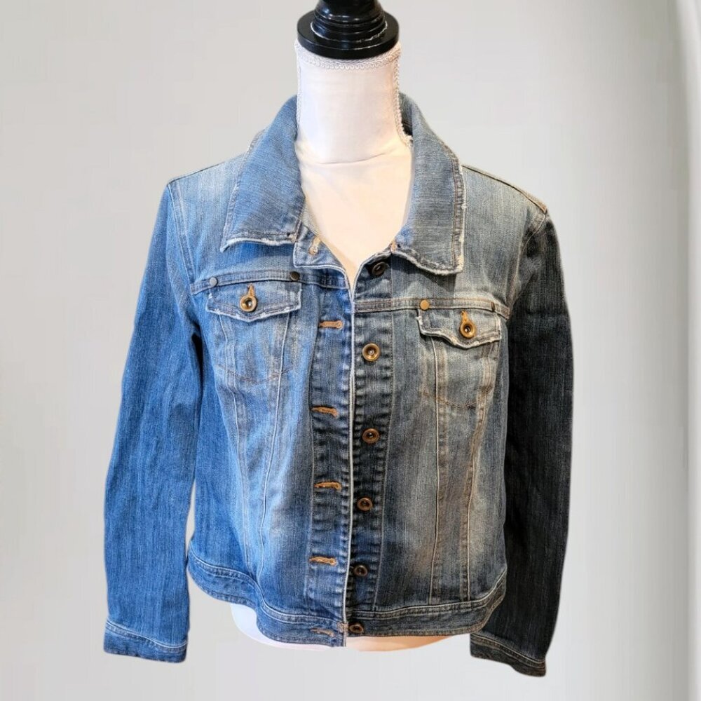 INC Classic Style Denim Jean Jacket‎ Distressed Look in Size Medium